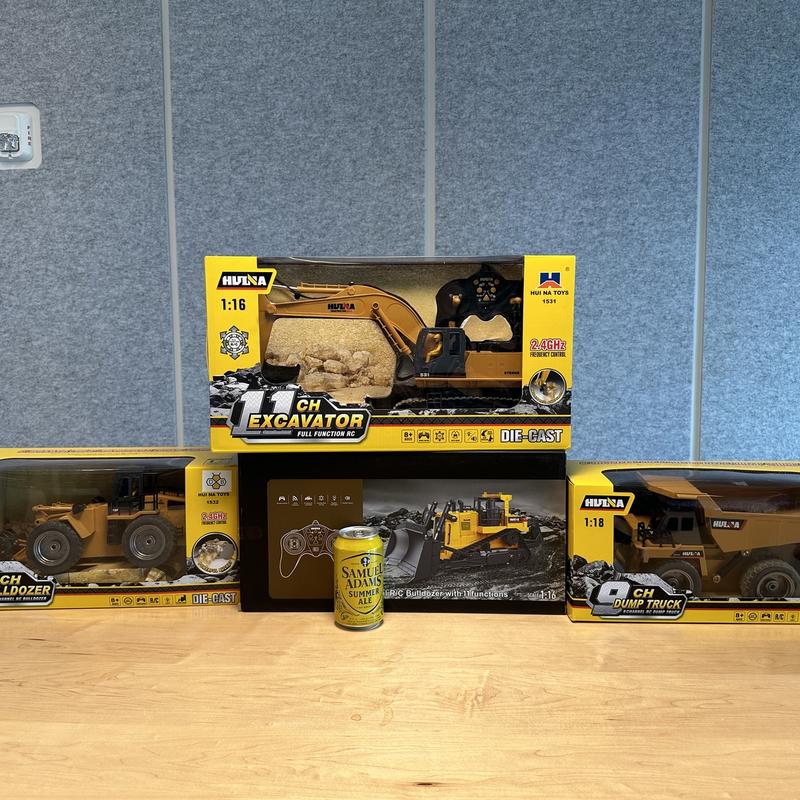 Large Remote Control Construction Vehicles (1:16 Excavator, 1:16 Bulldozer, 1:18 Loader, 1:18 dump truck). Educational toy gifts for boys and girls.