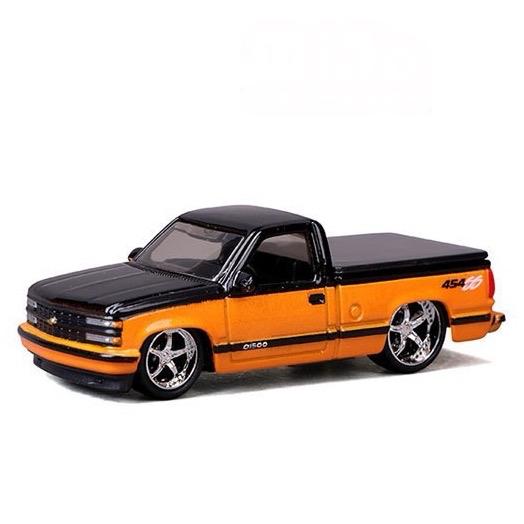 Maisto Chevrolet 1993 454 SS 1:64