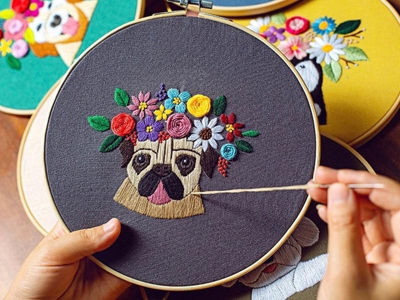 Embroidery Kit For Beginner| Modern Embroidery Kit with Pattern| Pet Embroidery Full Kit with Needlepoint Hoop| DIY Craft Kit Dog Pattern