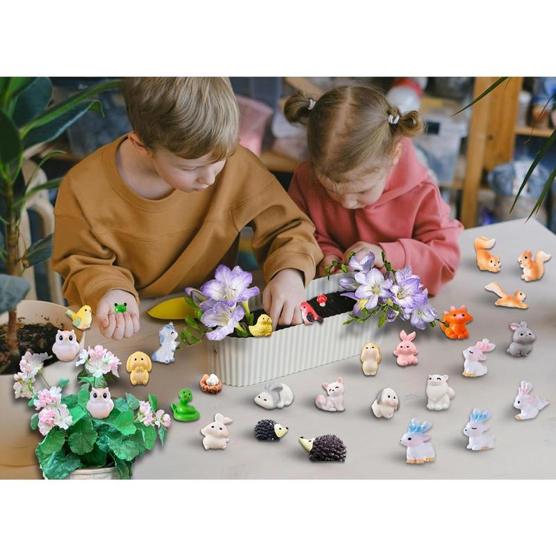 Mini Resin Animals Figures Set 100 Pieces for Miniature Garden Decor - Slime Charm for Craft - Tiny Resin Animal