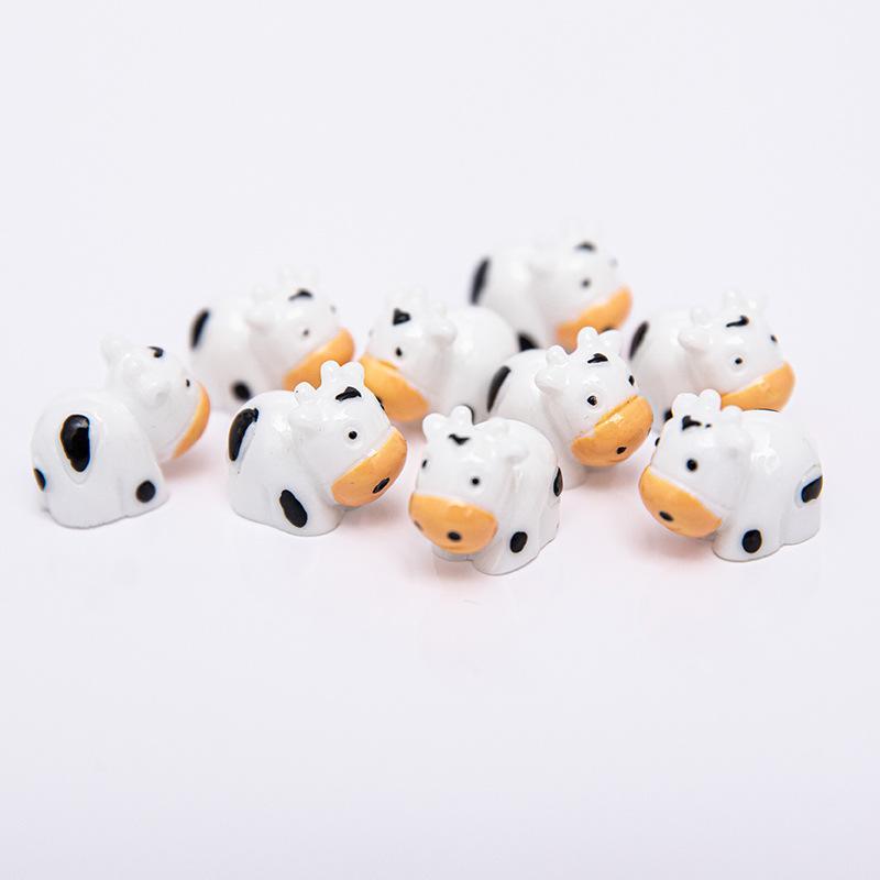 Mini Cow Figurines (20pcs set), Cute Cow Shaped Resin Figurines, DIY Toy For Teenager, Micro Landscape Ornaments Kit for Fish Tank