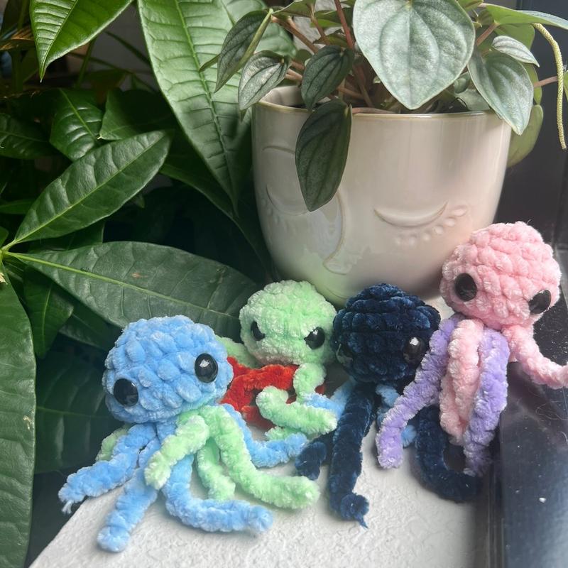 Mini Soft Crochet Jellyfish