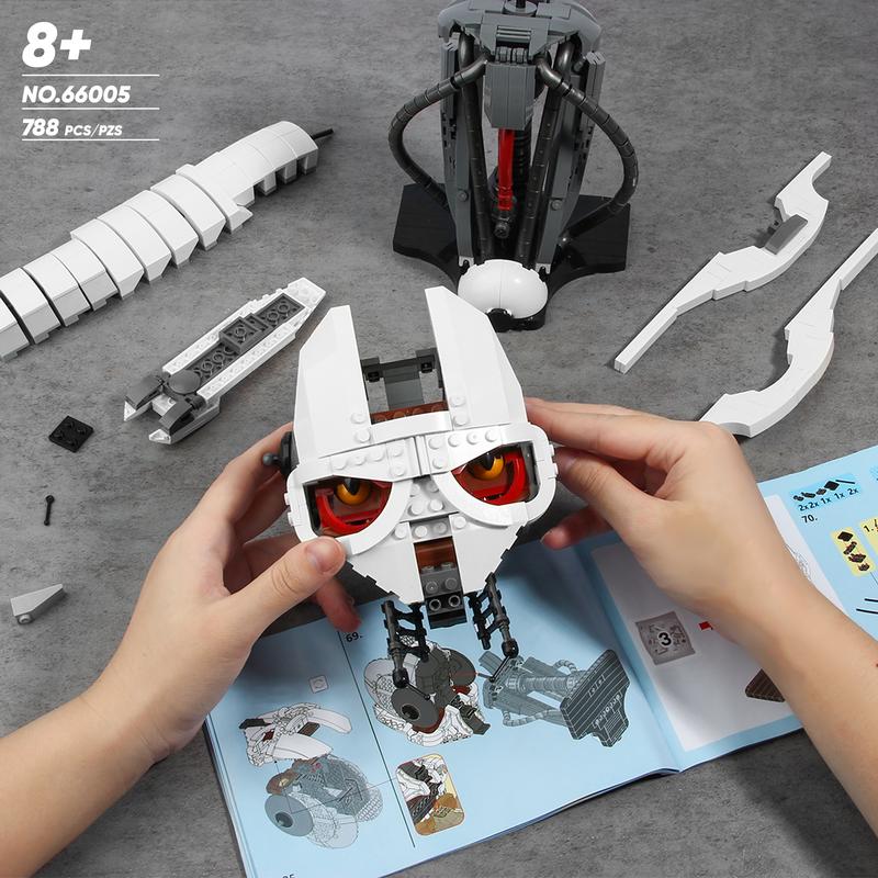 66005,788 Pieces,General Helmet Building Block Set,With base, Rich eye details,and Hinges Collecting Building and Gifting Model,Birthday Gift and Home Decoration,For aged 12 and above,Stress relief toy