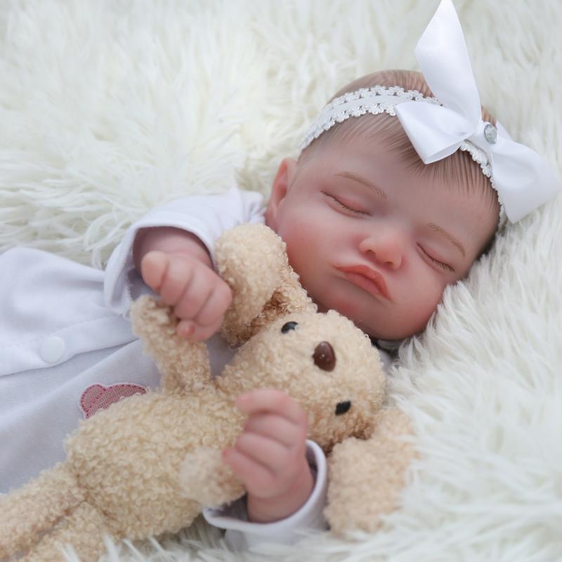 Wooroy Reborn Baby Doll - Birthday Gift, Christmas Gift, Girl Gift, Kids Gift, 18 inch Realistic Newborn Baby Girl with Lifelike Face and Limbs and a Cloth Body, Kids Gift for Age 3 +