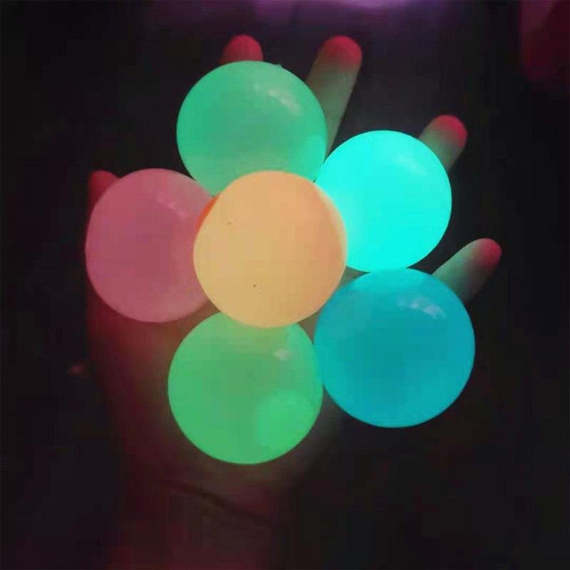 Glistening Sticky Balls for Children and Adults - 4pcs Random Colors - Stress Relief Toys