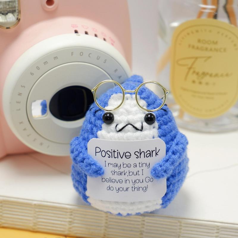 Cute Crochet Shark, 1 Count Handmade Crochet Shark with Emotional Support Card, Unique Gift for Shark Lovers, DIY Handmade Crochet Supplies for Beginners Adults, Fidget Toys, Toys for Kids, Christmas Gift