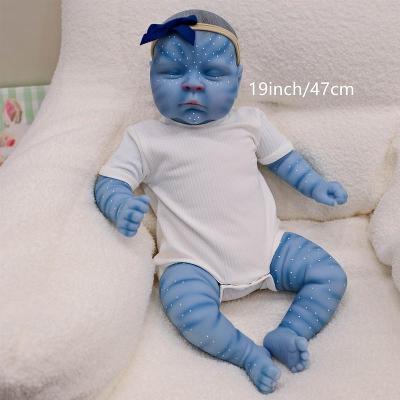 An Avatar-inspired reborn doll, 20 inches tall, handmade in vinyl, with realistic newborn skin textures and visible blood vessels, hair implants, suitable for children 3-6 years old - beige cloth body collection doll