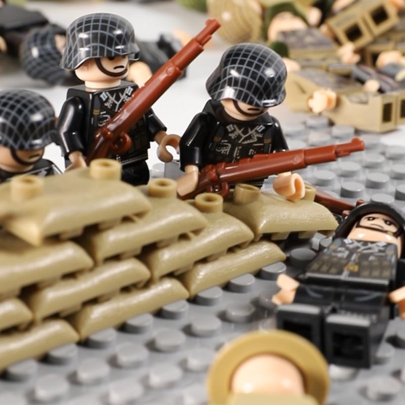 190 PCS WW2 Army Men Figures Sets | World War 2 Military Figures Pack | WW1 Soldier Building Set with Weapons and Baseplate