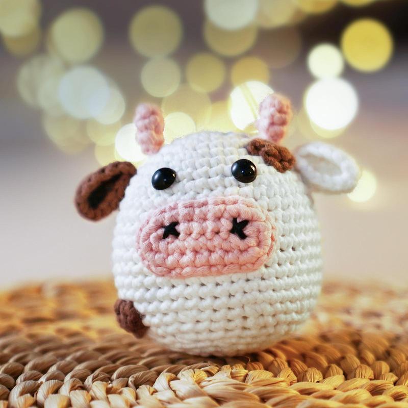 Cow Crochet Kit, 1 Set Beginner Cute Cow Design Crochet Kit, Including Crochet Hook, Yarn, Cotton, Scissors, Starter Kit for Beginners, DIY Crochet Supplies