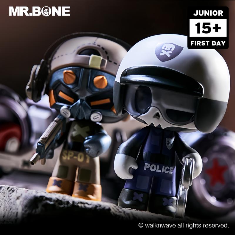 MR.BONE MINI Series Second Generation: A Journey Through Time Junior First Day Game boy Blind Box,Character Figurine,designer toys,desk decoration