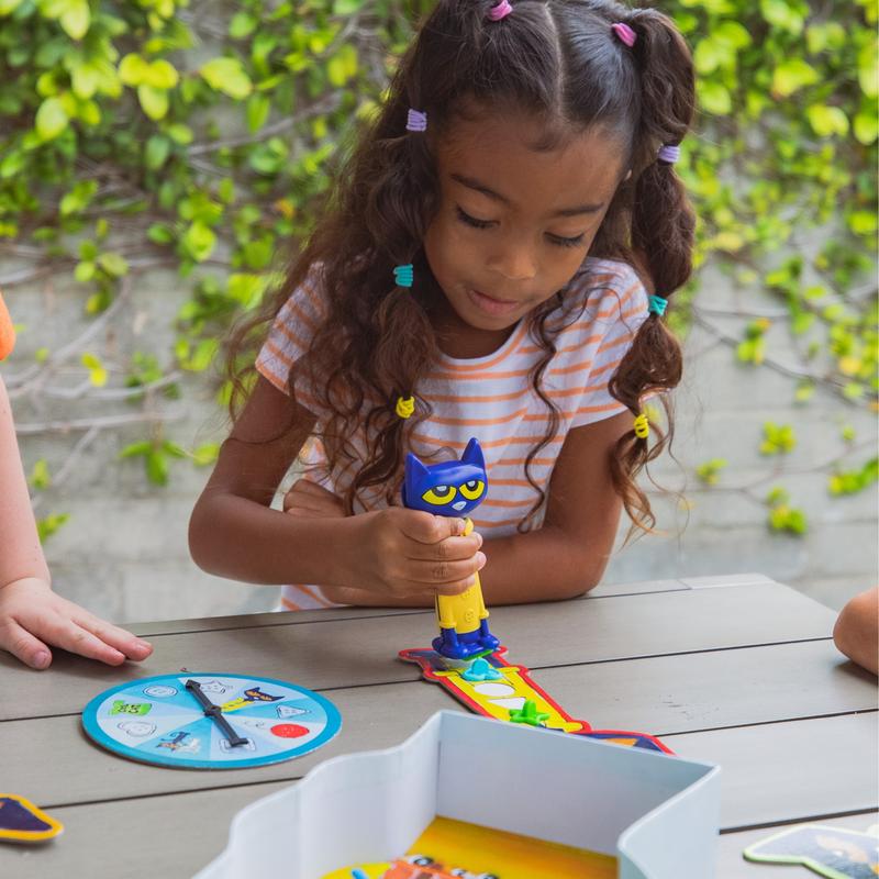 Educational Insights Pete The Cat I Love My Buttons Board Game For Toddlers & Preschoolers, For 2-4 Players, Gift For Boys & Girls, Fun Family Game For Kids Ages 3+