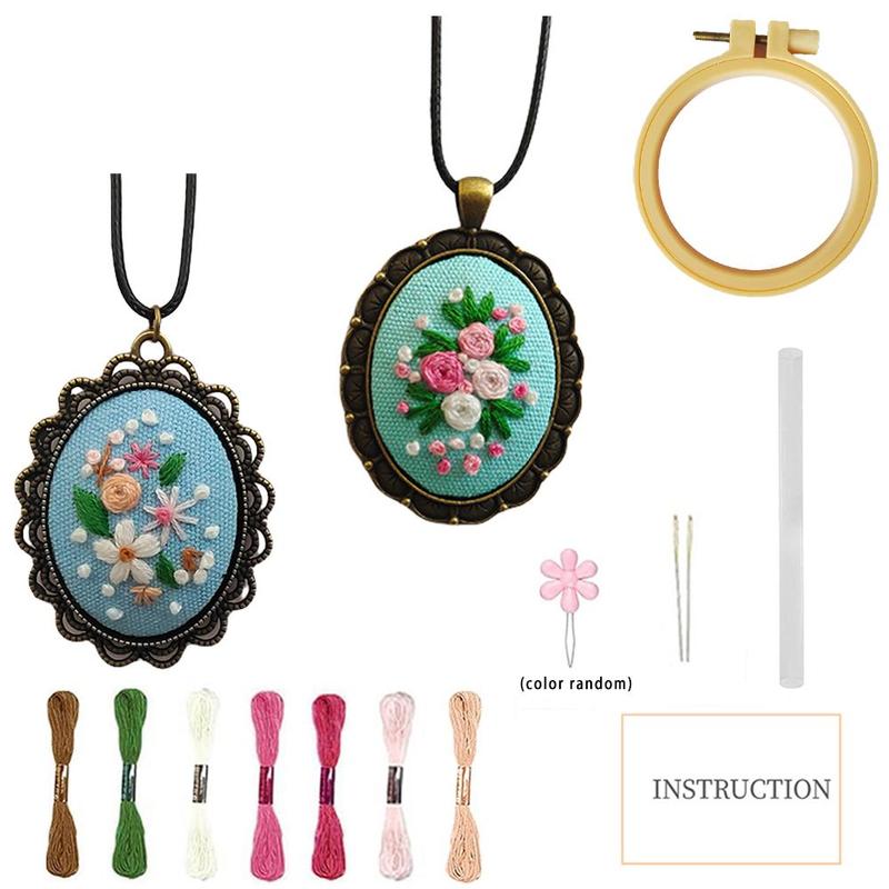 Mini Embroidery Necklace DIY Kit, 1 Set Flower Pattern Pendant DIY Material Package for Making 2 Necklace, DIY Embroidery Tool Kit for Women & Teenager