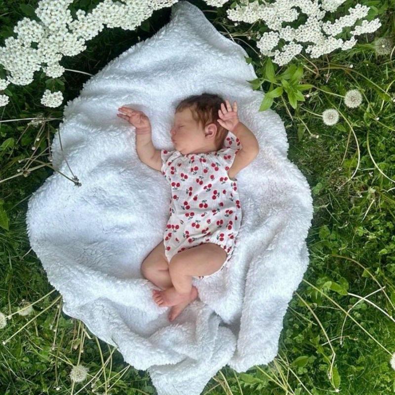 reborn babydoll,50cm 20inches Realistic Sleeping Baby Doll - Soft Silicone Body, Visible Veins, 3D-painting Skin, Reborn Doll with Cloth Body and Realistic Details