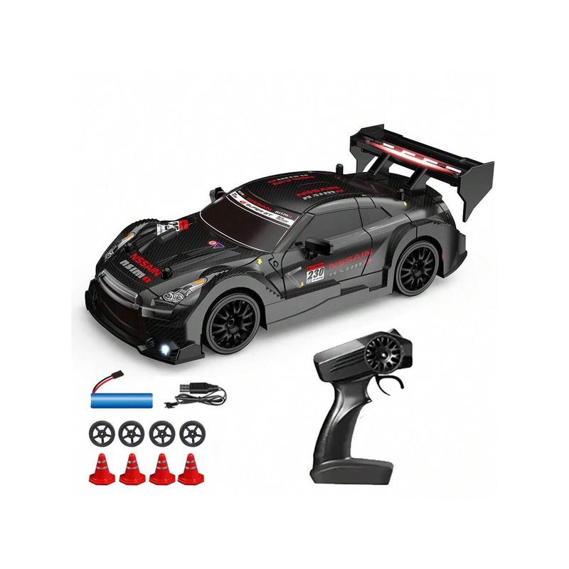 1: 24 Remote Control High-Speed Drift Car, 2.4G Wireless Remote Control Four-Wheel Drive, Christmas, And