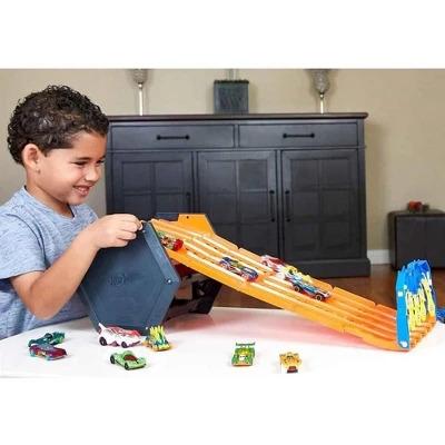 Hot Wheels Roll Out Raceway, Track Set