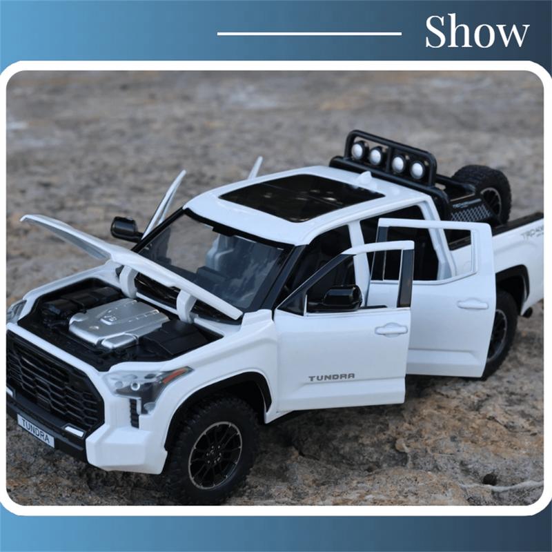 1:24 Tundra SUV Diecast Model Car with Sound and Light for Kids - Red White Green