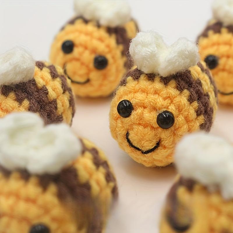 Cute Bee Design Mini Crochet Ornament, 3 Counts Handmade Crochet Bee Decoration, Crochet Decoration for Home Office Desk, Gift for Friend