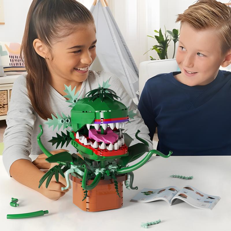 Classic Audrey II Cannibal Flower Building Blocks Toys with Openable Mouth, Perfect Halloween and Christmas Gifts for TV Fans (457 pcs)